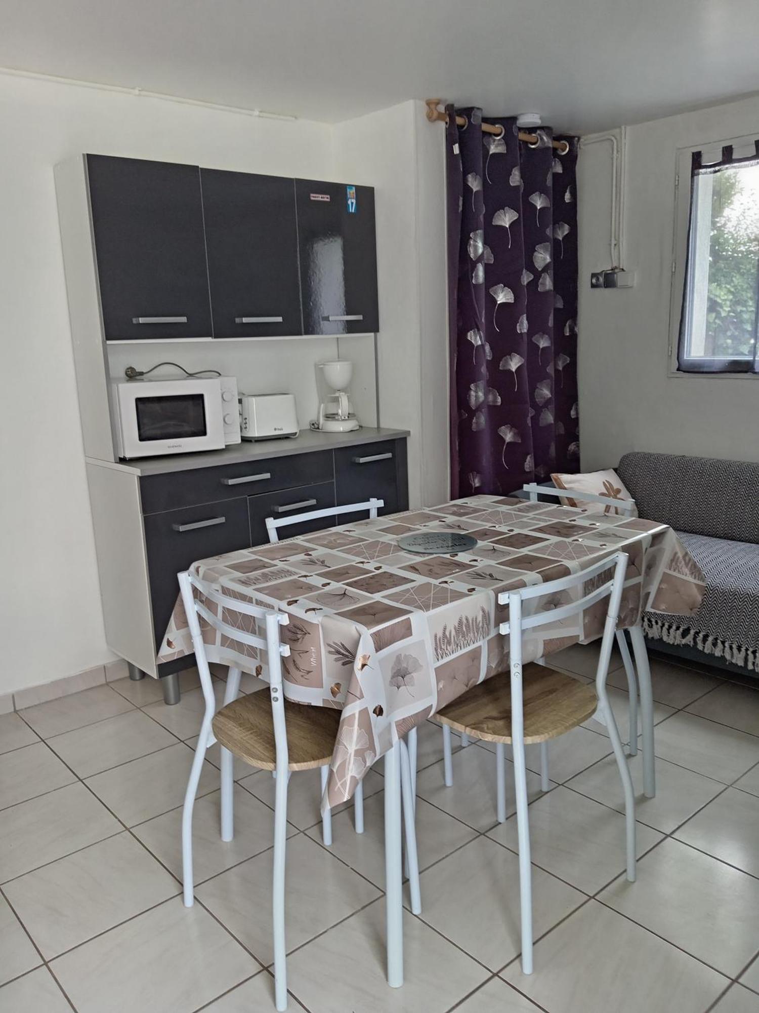 Location Saisonniere Apartment Cozes Bagian luar foto